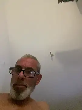 Snapshot of crisfootlicker chatting on August 4, 2026, 1:54 am crisfootlicker online show from August 4, 2026, 1:54 am