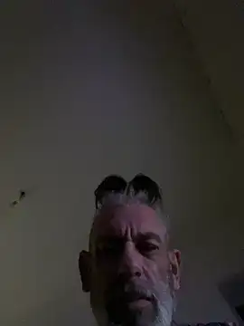 Snapshot of crisfootlicker chatting on July 4, 2026, 11:20 pm crisfootlicker online show from July 4, 2026, 11:20 pm