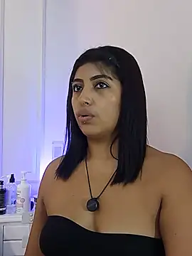 Snapshot of Kaylachannell chatting on June 10, 2026, 3:30 am Kaylachannell online show from June 10, 2026, 3:30 am