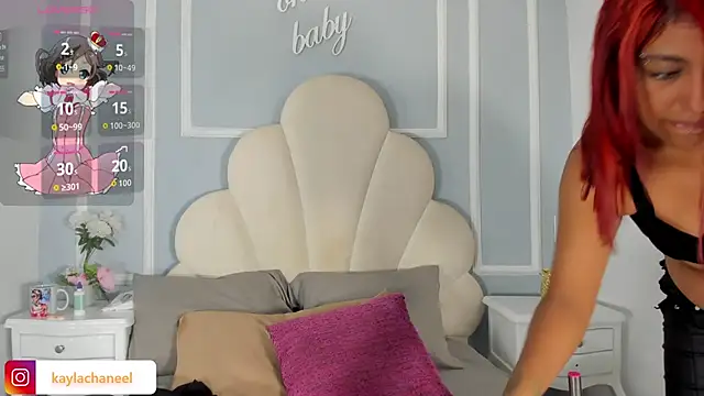 Kaylachannell online show from October 3, 2025, 9:49 pm