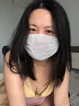 chengcheng12 online show from February 7, 2026, 3:25 am