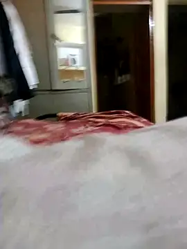 whitebullock online show from April 5, 2026, 5:47 am