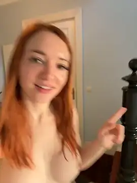 FayeFlame online show from October 21, 2025, 7:30 am