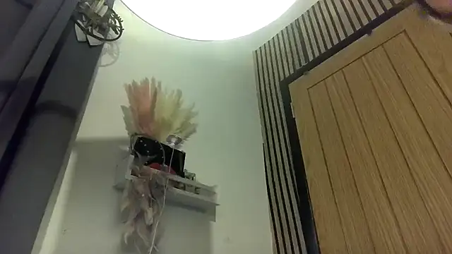 Snapshot of poppyinga1 chatting on February 19, 2026, 9:56 pm poppyinga1 online show from February 19, 2026, 9:56 pm