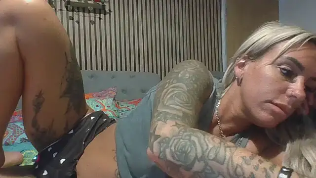 poppyinga1 online show from April 9, 2026, 7:14 am