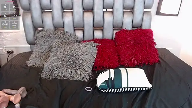 Madison Copers online show from April 1, 2026, 12:46 am