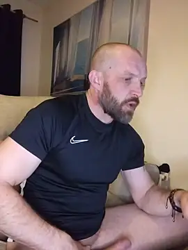 Andrewjames8391 online show from March 5, 2026, 7:10 pm