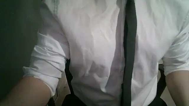 111owo111 online show from April 27, 2026, 12:14 pm