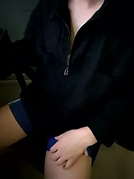 111owo111 online show from March 28, 2026, 11:55 am