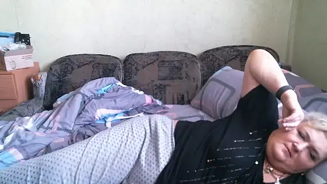 Lana555 online show from May 9, 2026, 8:28 am