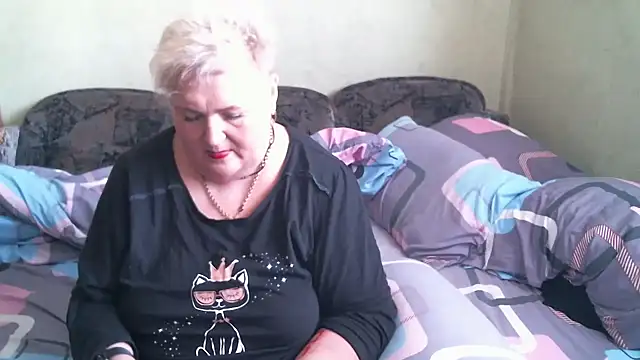 Lana555 online show from May 19, 2026, 8:21 am
