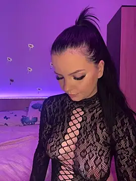 Snapshot of Mihadttraf chatting on November 28, 2025, 9:26 pm Mihadttraf online show from November 28, 2025, 9:26 pm