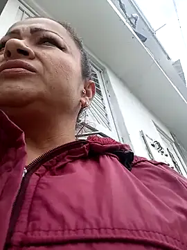 Asuna yuuky online show from December 4, 2025, 2:38 pm