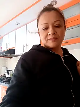 Asuna yuuky online show from October 6, 2025, 3:35 pm