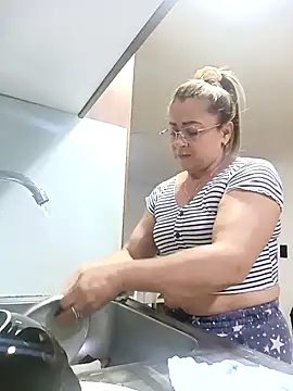 Asuna yuuky online show from October 24, 2025, 3:33 pm