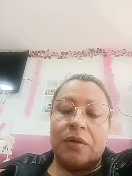 Asuna yuuky online show from July 4, 2026, 7:07 pm