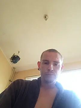 piercingpik online show from January 10, 2026, 12:44 pm