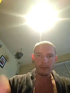 piercingpik online show from January 9, 2026, 12:39 am