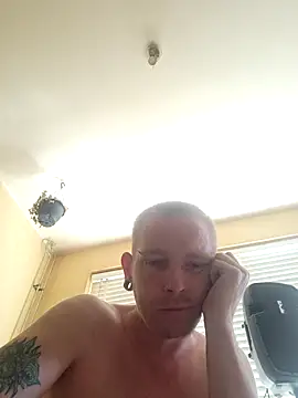 Snapshot of piercingpik chatting on June 29, 2026, 9:38 am piercingpik online show from June 29, 2026, 9:38 am