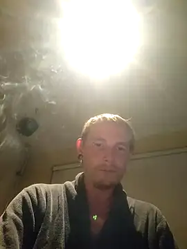 piercingpik online show from May 18, 2026, 9:52 pm