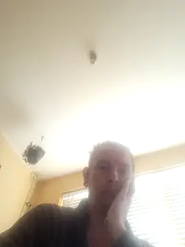 piercingpik online show from March 19, 2026, 11:10 am