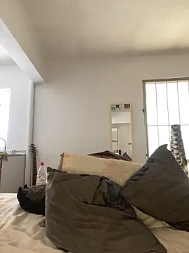 Lucy YupiSweet online show from December 19, 2025, 8:11 pm