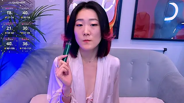 AikoYamada online show from September 30, 2025, 6:19 am