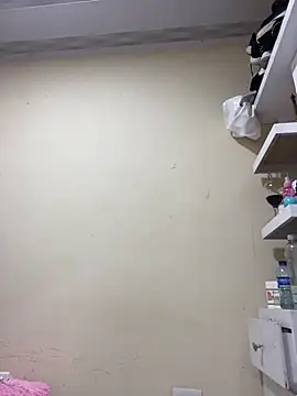 Snapshot of Vliacoooper2 chatting on December 20, 2025, 6:38 am Vliacoooper2 online show from December 20, 2025, 6:38 am