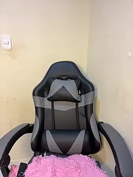 Vliacoooper2 online show from September 9, 2025, 9:19 am