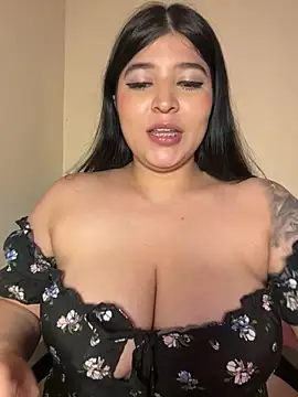 Vliacoooper2 online show from April 4, 2026, 6:03 pm