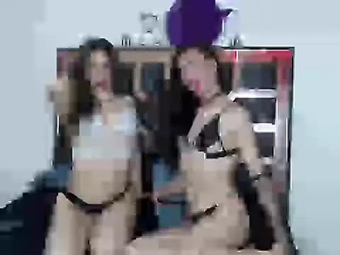 Snapshot of Dark_Moon_21 chatting on November 19, 2025, 8:20 pm Dark Moon 21 online show from November 19, 2025, 8:20 pm