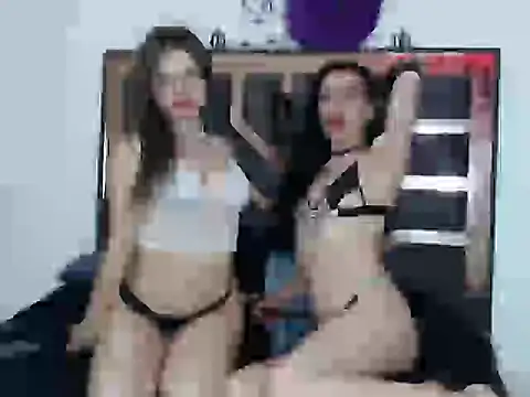 Snapshot of Dark_Moon_21 chatting on October 30, 2025, 3:20 pm Dark Moon 21 online show from October 30, 2025, 3:20 pm