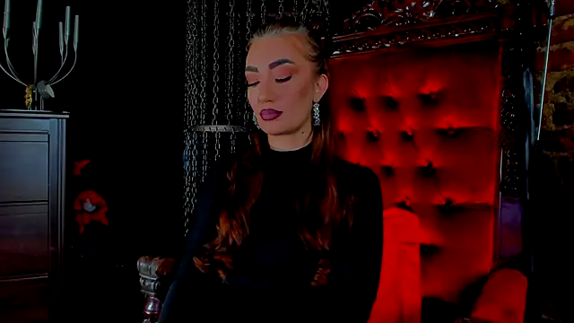 Snapshot of FinDomMya chatting on October 15, 2025, 8:06 pm FinDomMya online show from October 15, 2025, 8:06 pm