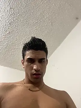 Camachito332 online show from March 27, 2026, 2:20 am