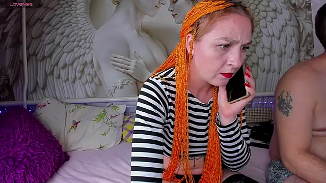 Snapshot of Gerald_and_Kristy chatting on November 2, 2025, 4:34 pm Gerald and Kristy online show from November 2, 2025, 4:34 pm