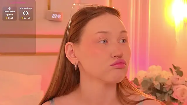 Snapshot of NancySmitts chatting on February 25, 2026, 3:56 pm NancySmitts online show from February 25, 2026, 3:56 pm