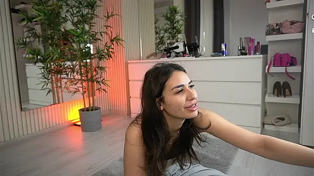 EmmaBlanco online show from March 14, 2026, 6:08 am