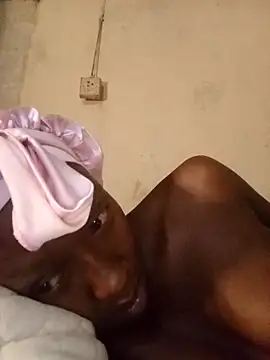 RFeltomWhitJ online show from November 13, 2025, 6:56 pm