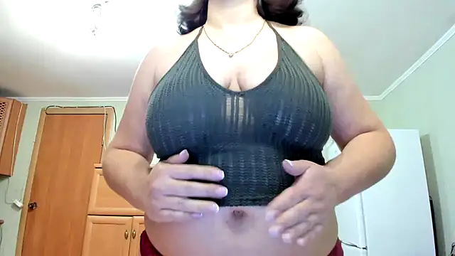 KATTYWARM  online show from February 16, 2026, 9:34 pm