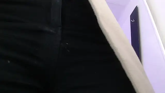 Snapshot of aleesha_cameron02 chatting on December 22, 2025, 7:14 pm aleesha cameron02 online show from December 22, 2025, 7:14 pm