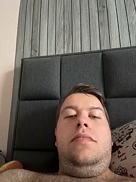 Lars2306 online show from June 22, 2026, 3:42 pm