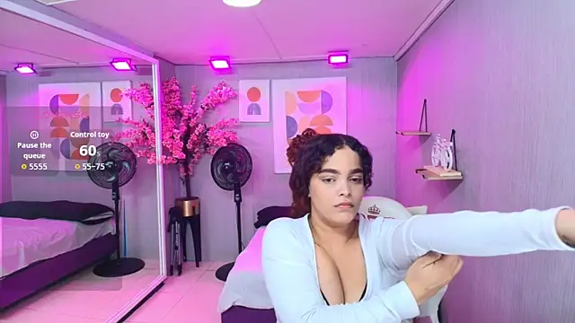 Snapshot of Maggy_t18 chatting on May 24, 2026, 3:28 am Maggy t18 online show from May 24, 2026, 3:28 am