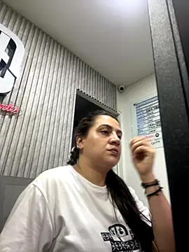 megvibes online show from October 28, 2025, 12:11 am