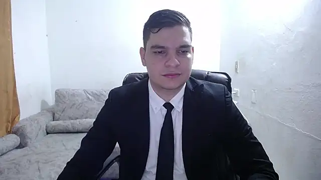 Snapshot of Victor_Maitland chatting on May 7, 2026, 7:50 pm Victor Maitland online show from May 7, 2026, 7:50 pm