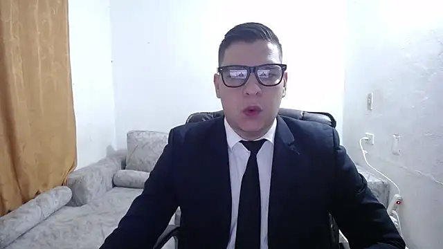 Snapshot of Victor_Maitland chatting on April 27, 2026, 7:56 pm Victor Maitland online show from April 27, 2026, 7:56 pm
