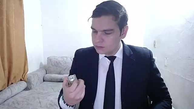 Victor Maitland online show from April 12, 2026, 7:50 pm