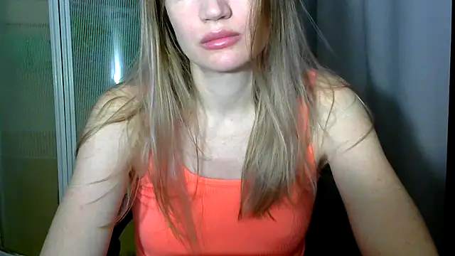 Snapshot of JessFoxxx chatting on March 9, 2026, 3:21 am JessFoxxx online show from March 9, 2026, 3:21 am