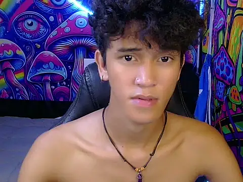 kenbigcockxx online show from June 11, 2026, 3:47 am
