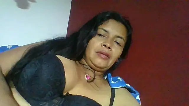 DianaOchoa  online show from April 4, 2026, 3:46 am