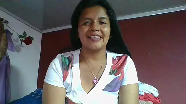 Snapshot of DianaOchoa_ chatting on April 29, 2026, 8:26 pm DianaOchoa online show from April 29, 2026, 8:26 pm